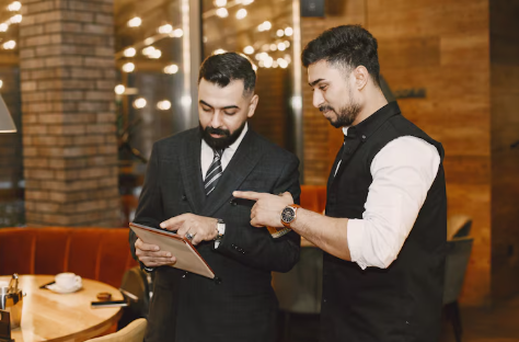 how much do restaurant owners make