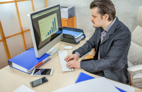 Typical Commission Rates Charged by Business Brokers to Sell a Business