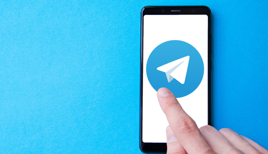 Secure Communication: How to Lock Down WhatsApp Web and Telegram