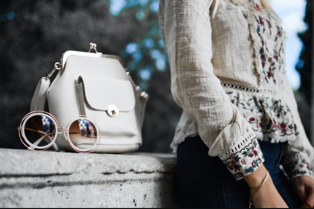 Why Simplicity Remains a Strong Style Choice