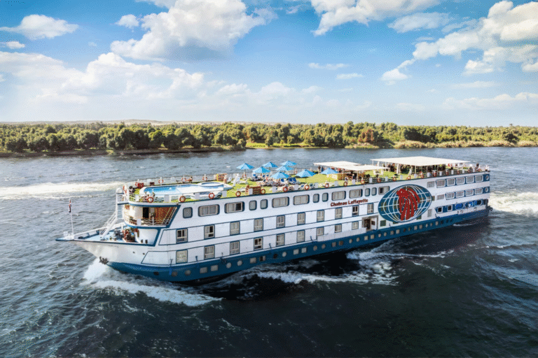 Discover Egypt Through Luxury Nile Cruises Along Ancient Historic River Journeys