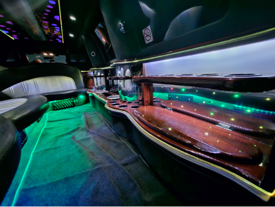 How Far in Advance Should You Book a Toronto Limo?